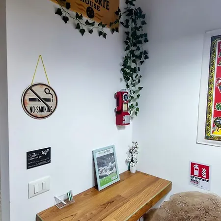 Roccaforte House - *