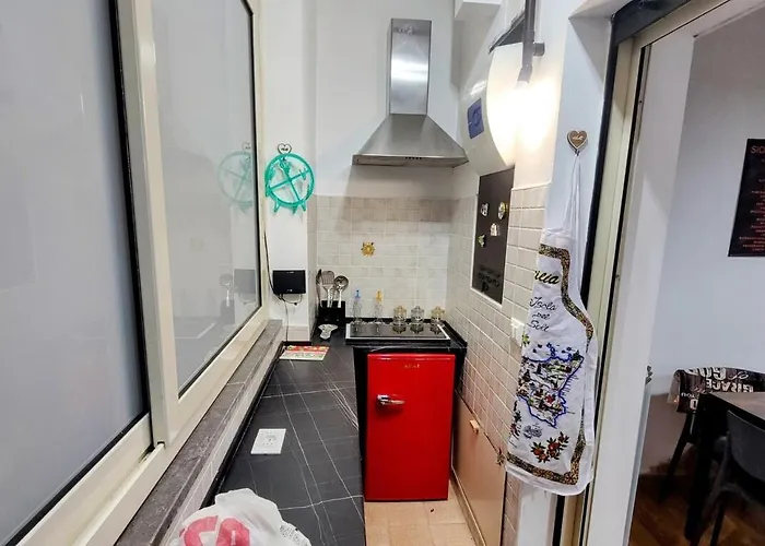 Roccaforte House - *